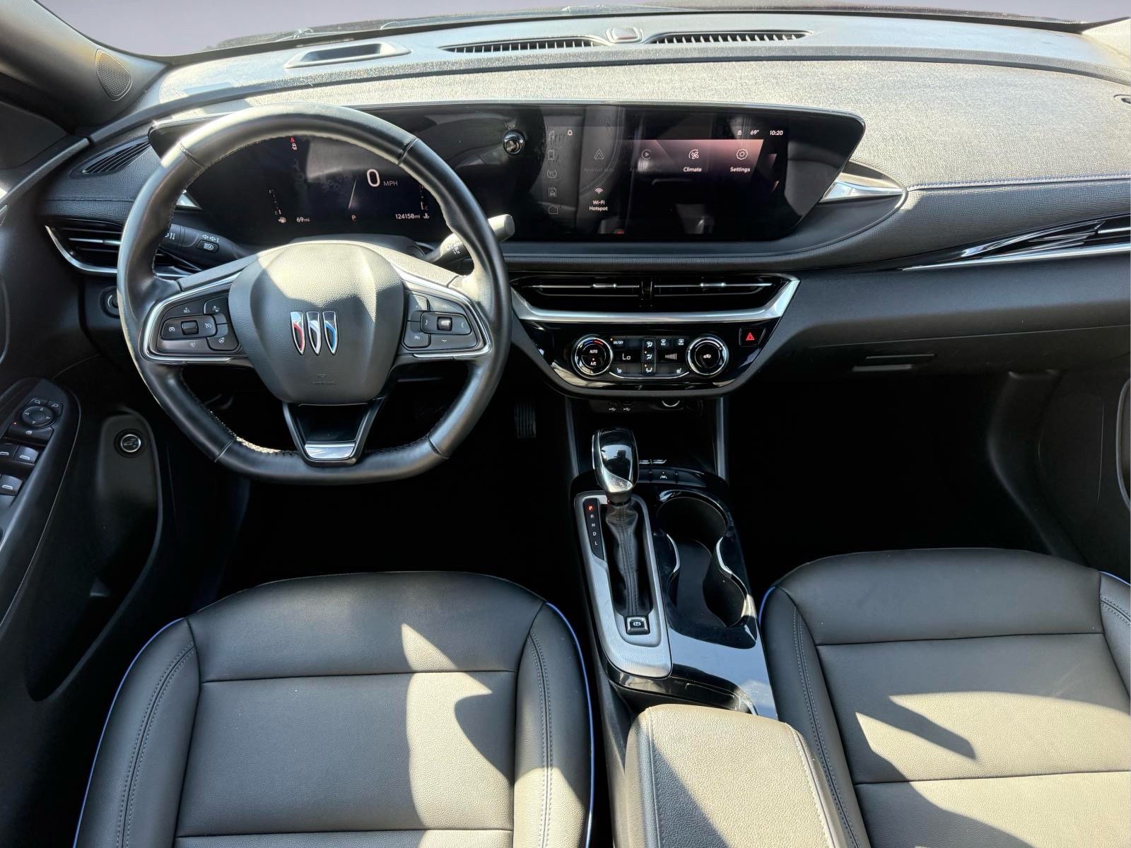 Used 2024 Buick Envista Sport Touring w/ Convenience I Package FWD image 18