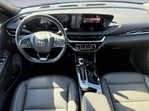 Used 2024 Buick Envista Sport Touring w/ Convenience I Package FWD image 18