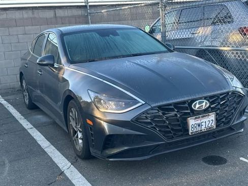 Used 2021 Hyundai Sonata SEL image 2