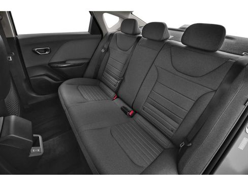 Certified 2025 Kia K4 EX FWD image 9