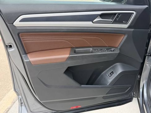 Used 2023 Volkswagen Atlas SEL Premium AWD/4WD image 10