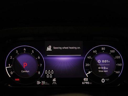 Used 2025 Volkswagen Atlas Peak Edition SE AWD/4WD image 7