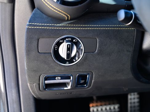 Used 2019 Mercedes-Benz AMG GT R image 23