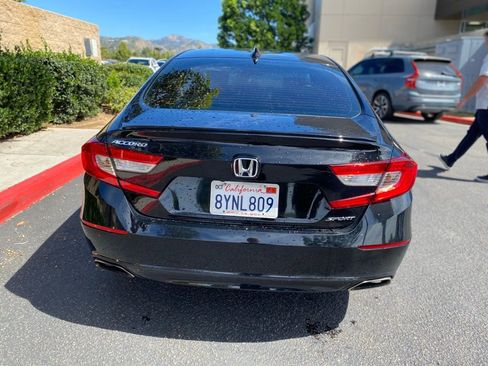 Used 2021 Honda Accord Sport image 9