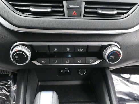 Used 2021 Nissan Altima 2.5 S image 12