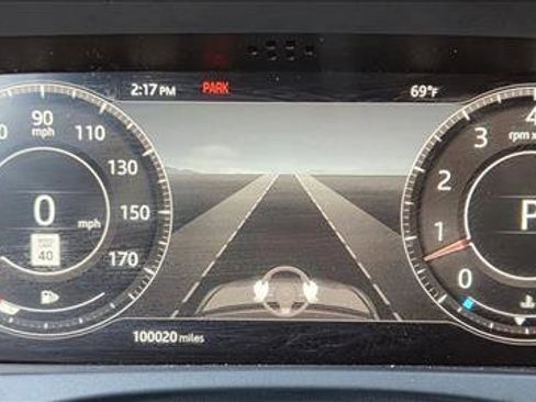 Used 2019 Jaguar F-PACE S image 11