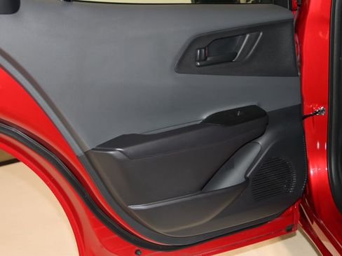 Used 2026 Toyota Prius LE FWD image 46