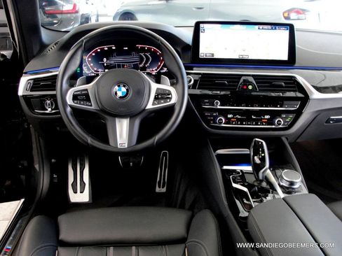 Used 2023 BMW 540i w/ M Sport Package RWD image 33