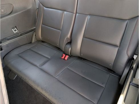 Used 2025 Ford Explorer ST-Line w/ ST-Line Street Pack image 11