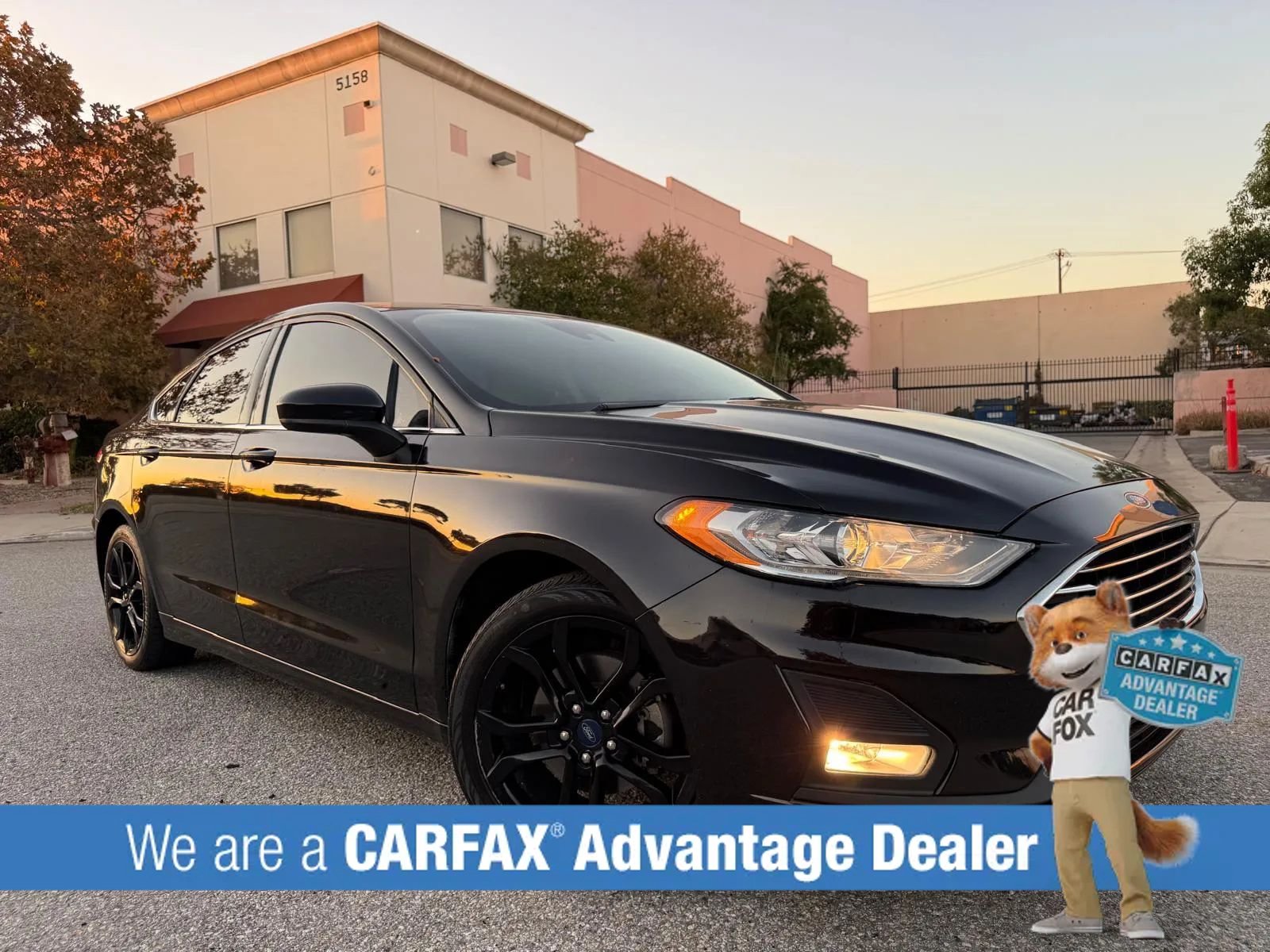 Used 2020 Ford Fusion SE w/ Equipment Group 151A FWD image 1