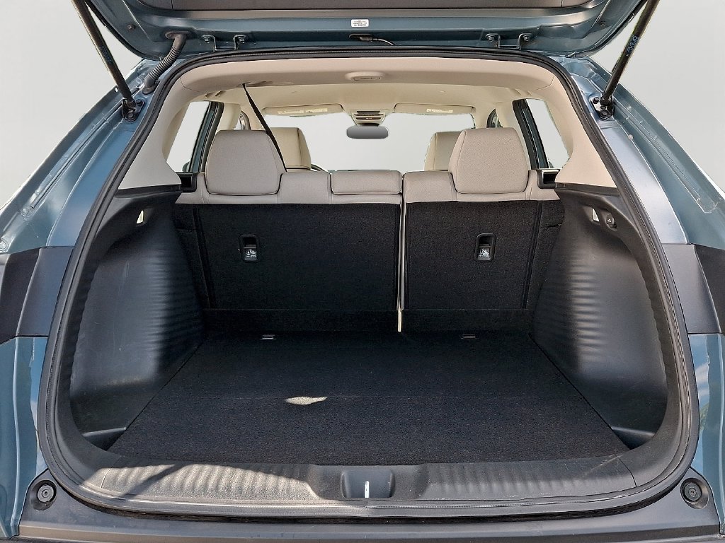 Used 2023 Honda HR-V LX image 32