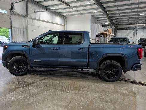 Used 2026 GMC Sierra 1500 Elevation w/ Elevation Premium Package AWD/4WD image 5