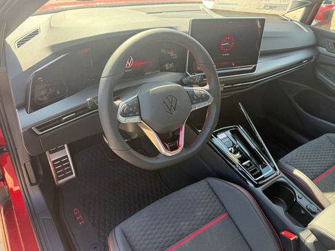 New 2026 Volkswagen Golf SE image 4