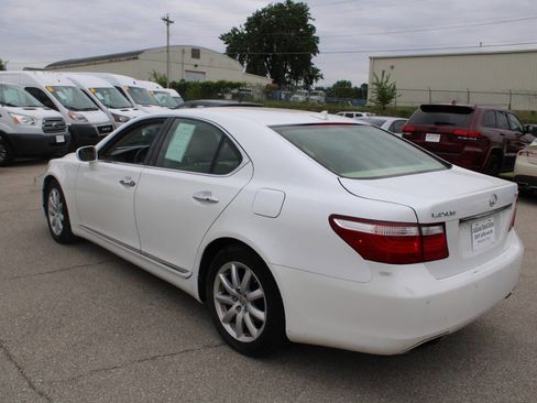 Used 2007 Lexus LS 460 RWD image 6
