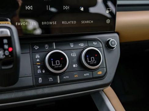 New 2026 Land Rover Defender 110 X AWD/4WD image 35