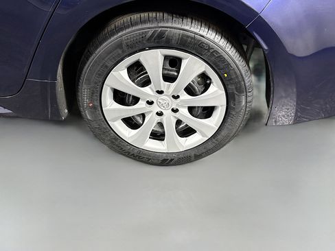 Used 2024 Toyota Corolla LE FWD image 36