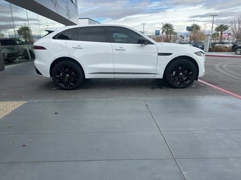 Used 2024 Jaguar F-PACE R-Dynamic S image 4
