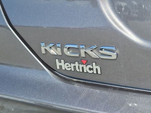 Used 2022 Nissan Kicks S FWD image 20