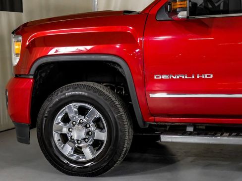 Used 2018 GMC Sierra 3500 Denali w/ Duramax Plus Package image 12