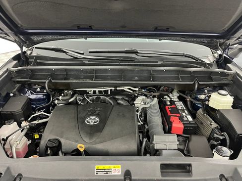 Used 2021 Toyota Highlander Limited image 22