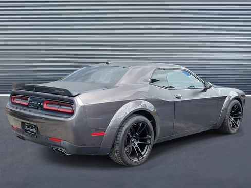 Used 2022 Dodge Challenger R/T Scat Pack RWD image 3