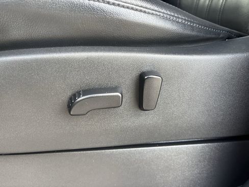 Used 2022 Nissan Frontier PRO-4X w/ Pro-4X Premium Package image 20