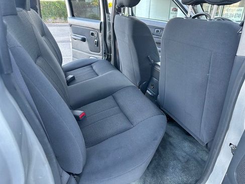 Used 2004 Nissan Frontier XE w/ (PWR) XE Pwr Pkg image 22