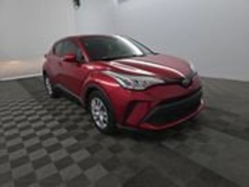 Used 2020 Toyota C-HR LE image 1