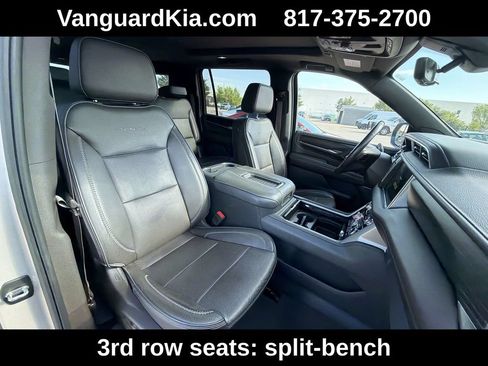 Used 2022 GMC Yukon XL Denali w/ Denali Premium Package AWD/4WD image 29