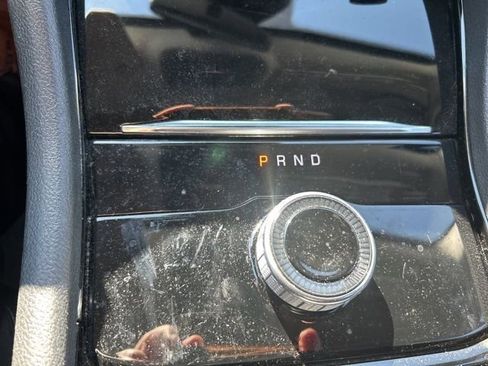 Used 2023 Jeep Grand Cherokee Laredo image 20