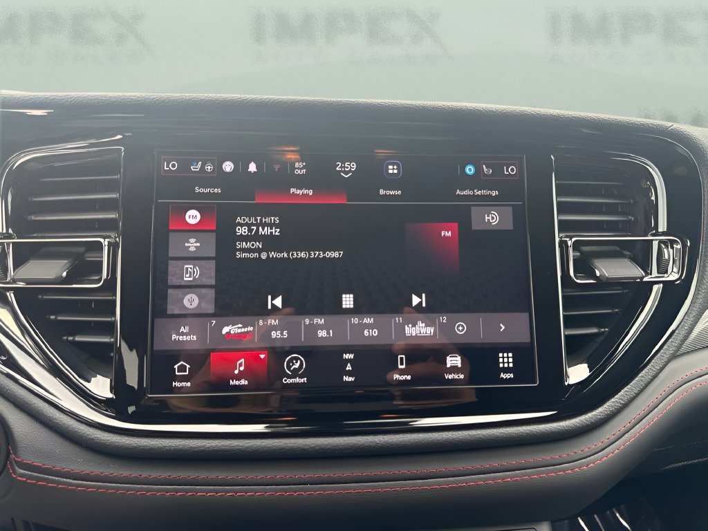 Used 2025 Dodge Durango GT AWD/4WD image 16