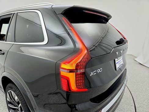 New 2026 Volvo XC90 B6 Plus w/ Protection Package image 28