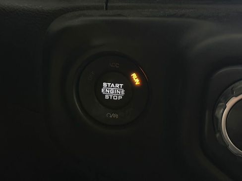 Used 2021 Jeep Wrangler Unlimited Sahara w/ Dual Top Group image 24