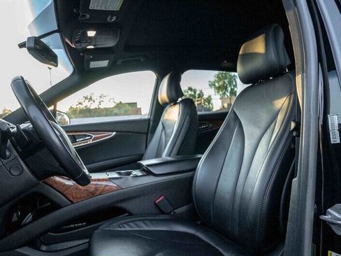 Used 2017 Lincoln MKX Reserve image 10