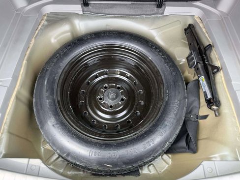 Used 2012 Honda CR-V LX image 7