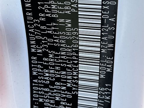 Used 2023 Toyota Corolla SE image 29