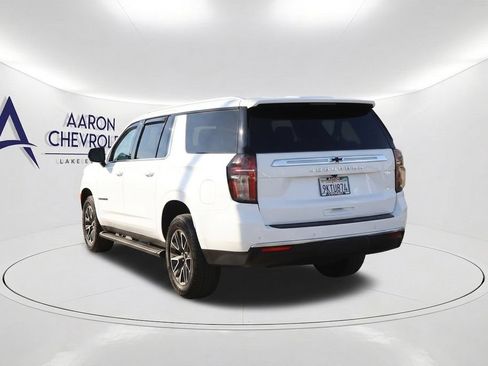 Used 2024 Chevrolet Suburban Z71 w/ Luxury Package AWD/4WD image 5