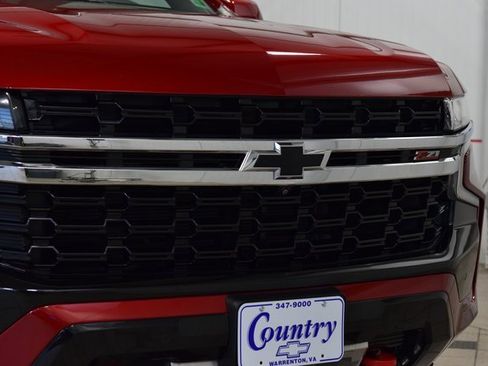 Used 2022 Chevrolet Tahoe Z71 w/ Luxury Package image 11