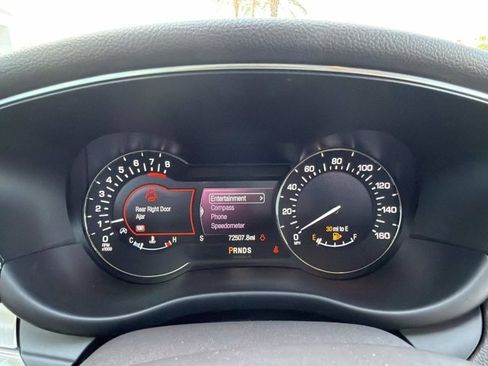 Certified 2019 Lincoln MKC Premiere image 30