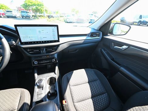 Used 2023 Ford Escape Active w/ Tech Pack #2 AWD/4WD image 33