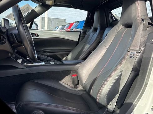 Used 2019 MAZDA MX-5 Miata RF Grand Touring image 13