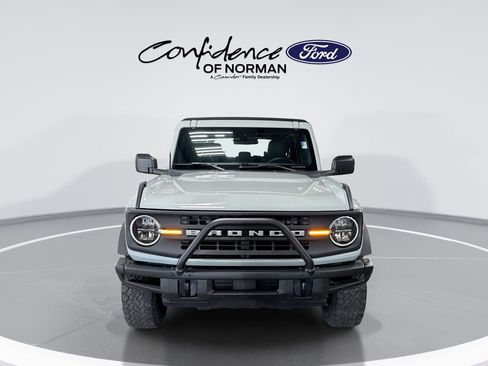 Used 2022 Ford Bronco Black Diamond AWD/4WD image 2