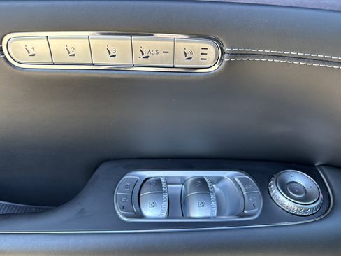 Used 2023 Genesis G90 3.5T image 15