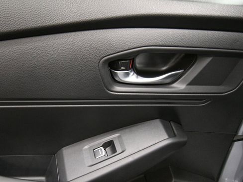 Used 2023 Honda Accord EX image 22