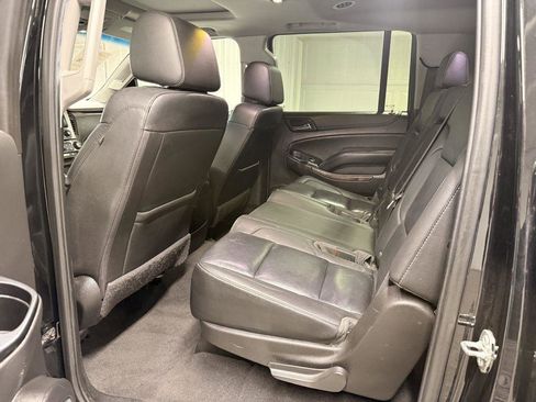 Used 2020 Chevrolet Suburban LT AWD/4WD image 22