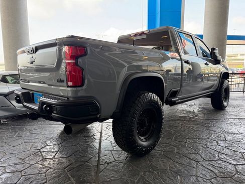Used 2025 Chevrolet Silverado 2500 ZR2 w/ ZR2 Bison Edition AWD/4WD image 4