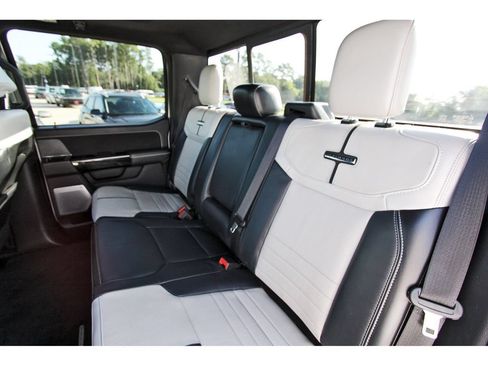 Used 2023 Ford F150 Lightning Platinum AWD/4WD image 35