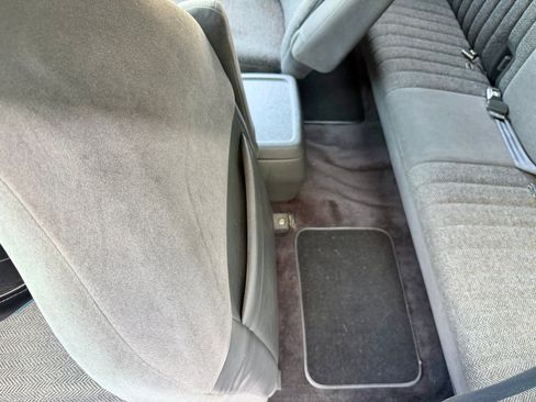 Used 1993 Ford F150 XL image 39