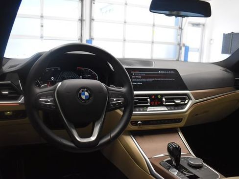 Used 2019 BMW 330i xDrive Sedan w/ Convenience Package AWD/4WD image 23