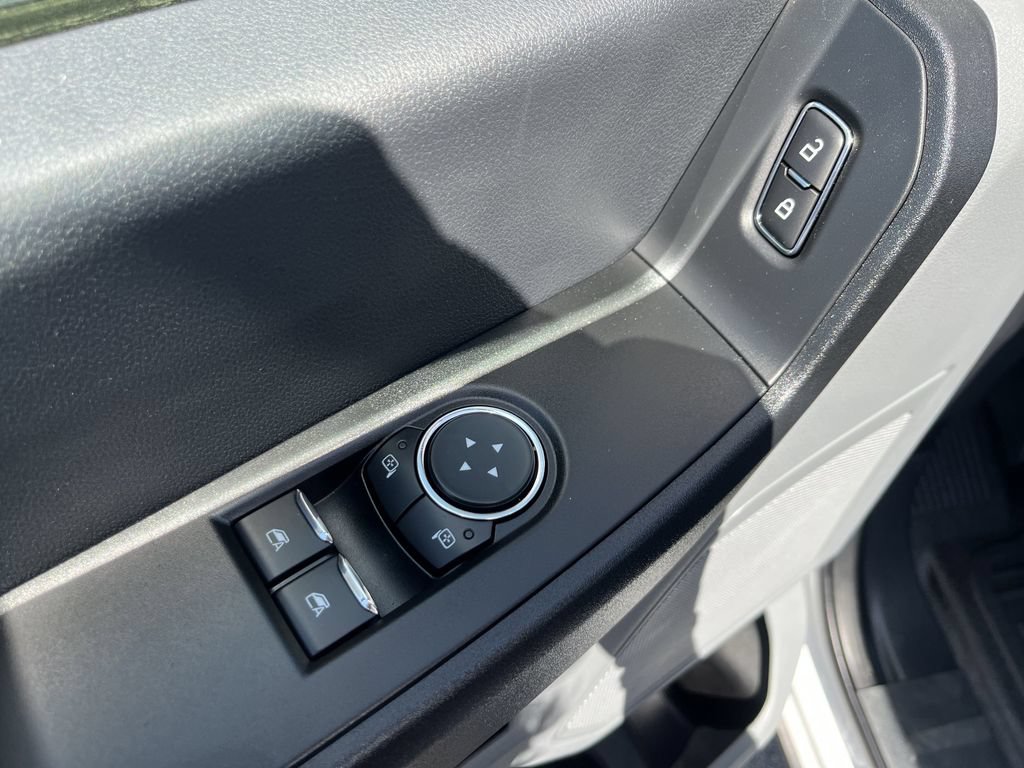 New 2025 Ford F250 XL w/ F-250 >10K GVWR Package RWD image 19